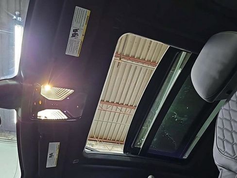 Used 2023 BMW X6 M50i w/ Executive Package image 8