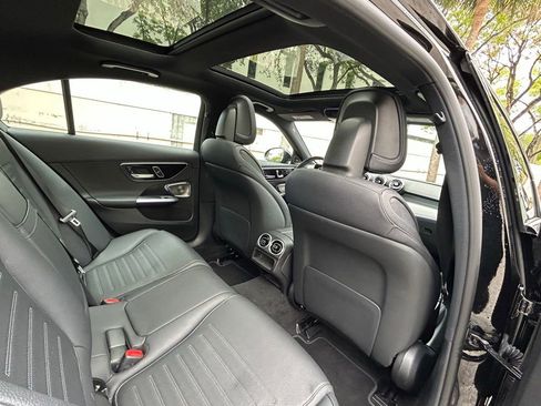Used 2025 Mercedes-Benz C 300 4MATIC Sedan image 38