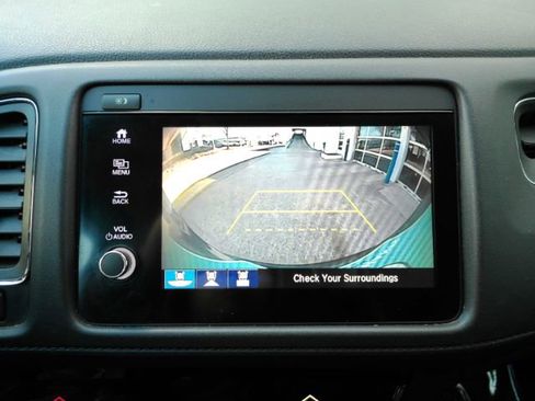 Used 2022 Honda HR-V EX image 10