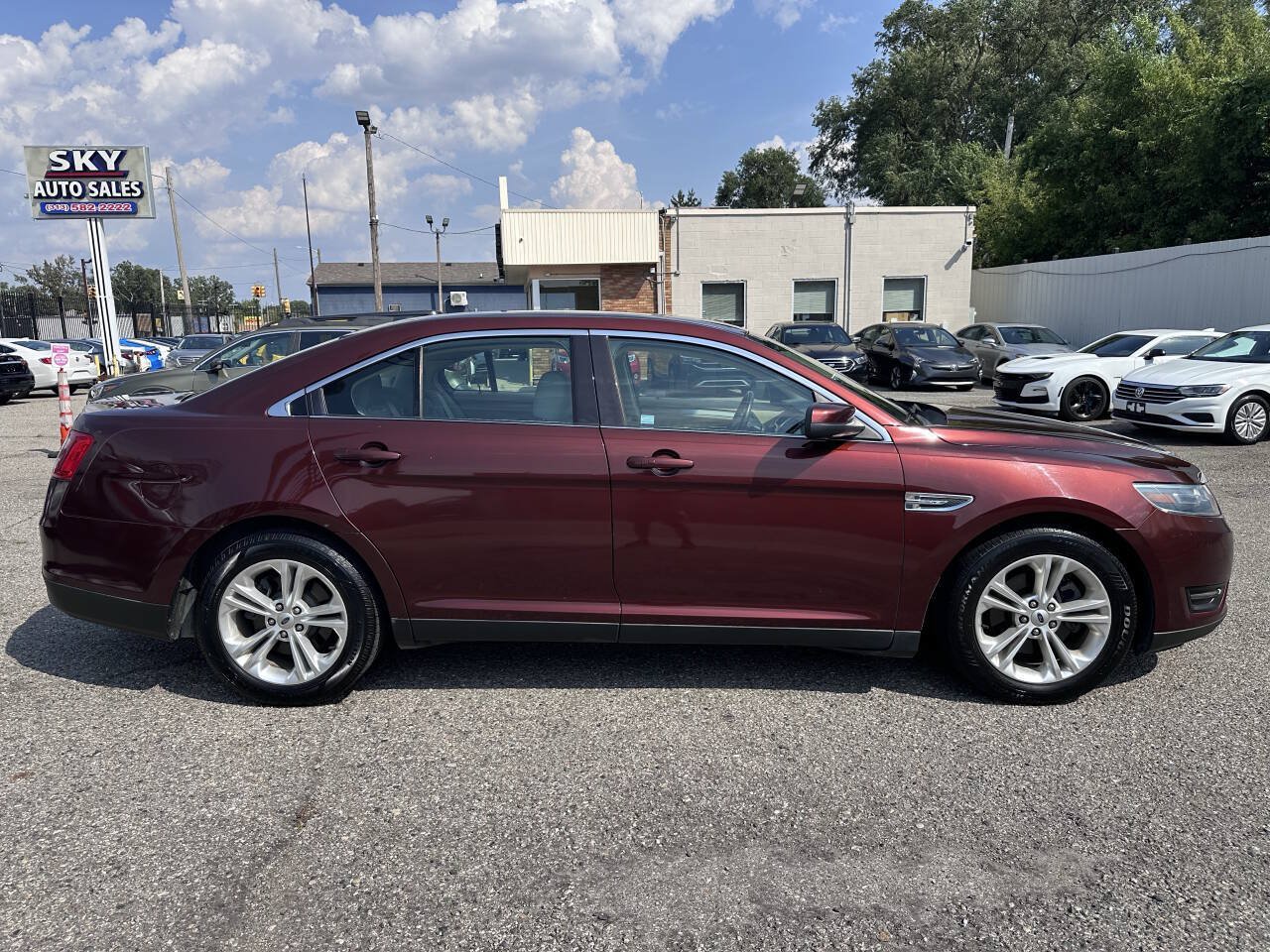 Used 2016 Ford Taurus SEL w/ Equipment Group 201A FWD image 8