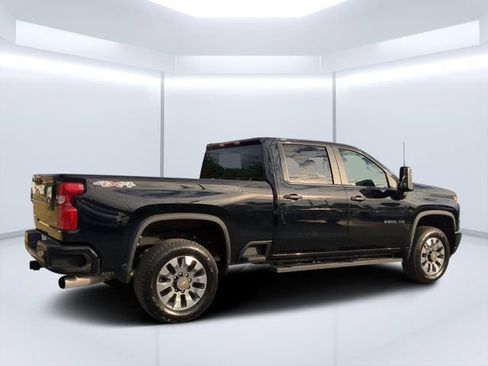 Used 2025 Chevrolet Silverado 2500 Custom w/ Custom Value Package AWD/4WD image 3
