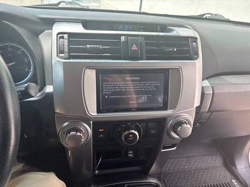 Used 2019 Toyota 4Runner SR5 Premium RWD image 16