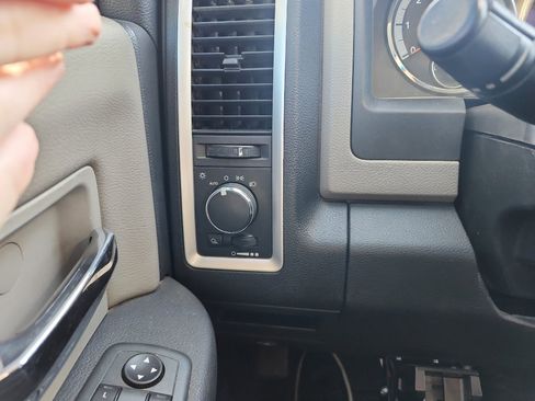 Used 2012 RAM 1500 Classic SLT w/ Protection Group image 29