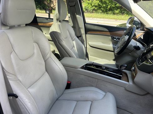 Used 2016 Volvo XC90 T6 Inscription AWD/4WD image 28