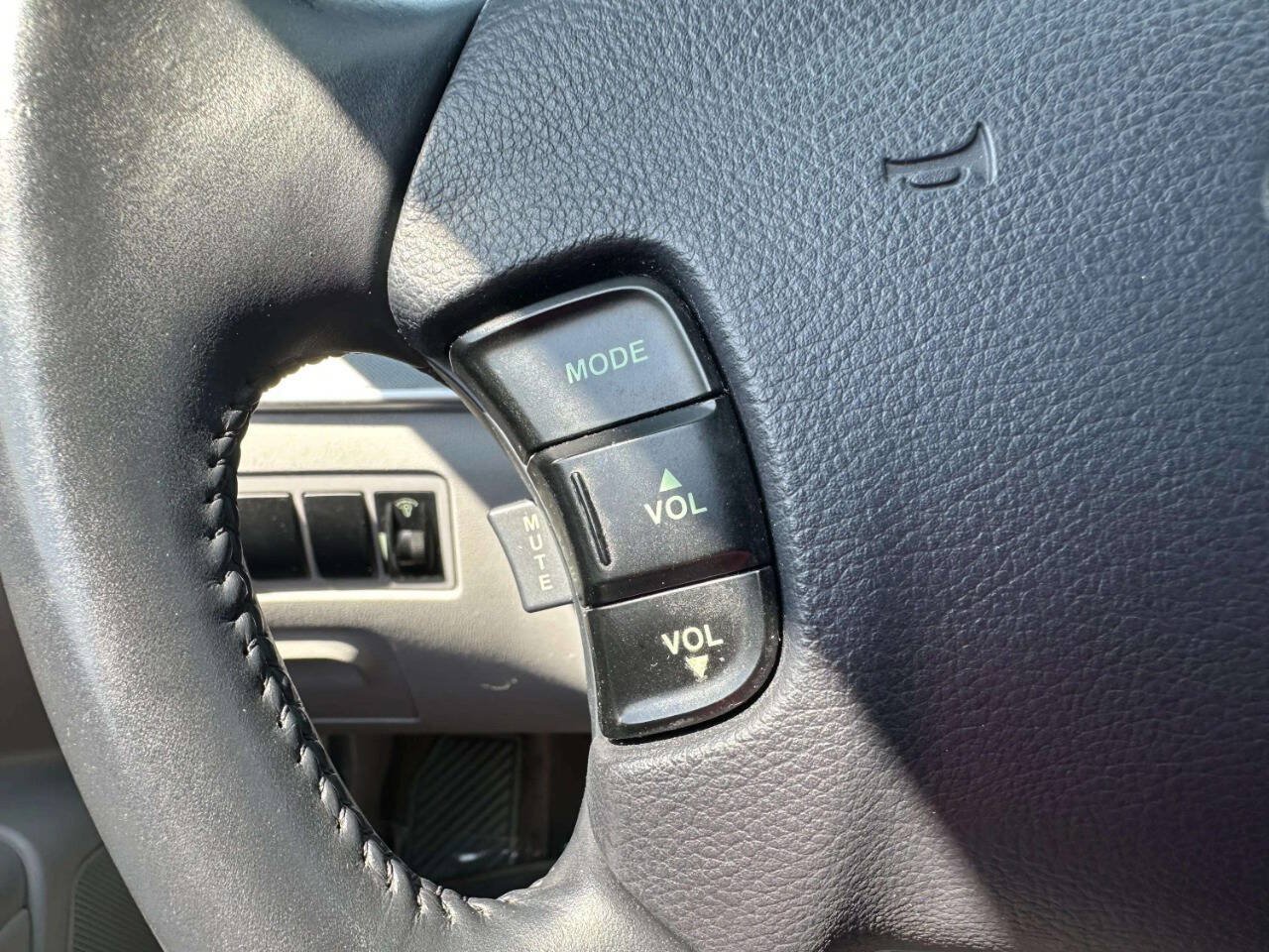 Used 2006 Hyundai Sonata LX FWD image 31