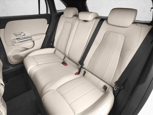 New 2026 Mercedes-Benz GLA 250 image 9