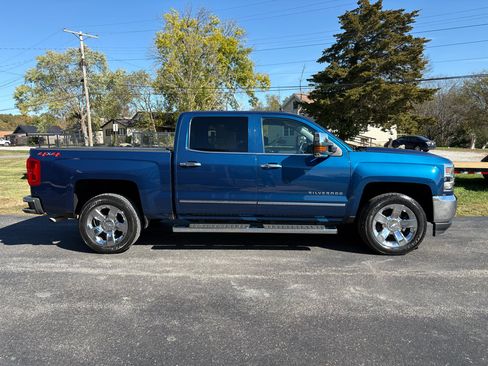 Used 2018 Chevrolet Silverado 1500 LTZ w/ Max Trailering Package image 5