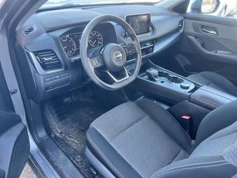 Certified 2022 Nissan Rogue SV image 10