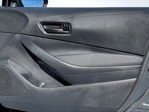 Used 2023 Toyota Corolla LE image 24