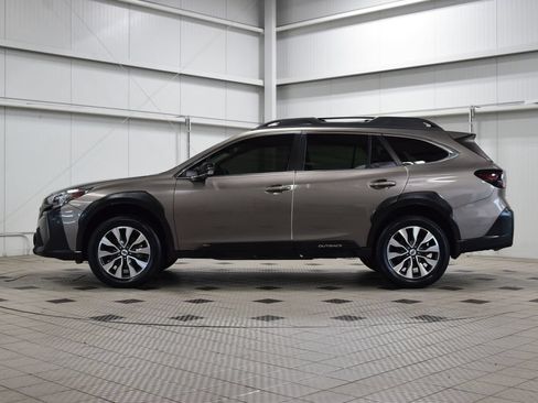 Used 2023 Subaru Outback Limited AWD/4WD image 4