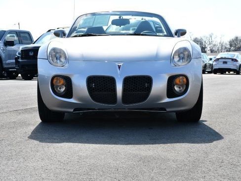 Used 2008 Pontiac Solstice GXP w/ Premium Package image 2