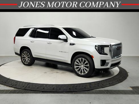 Used 2021 GMC Yukon Denali w/ Denali Premium Package RWD image 1