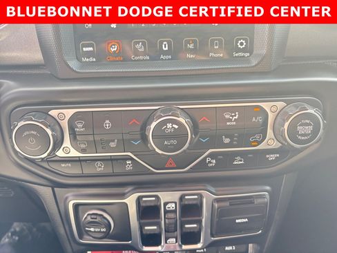 Used 2020 Jeep Gladiator Mojave AWD/4WD image 20