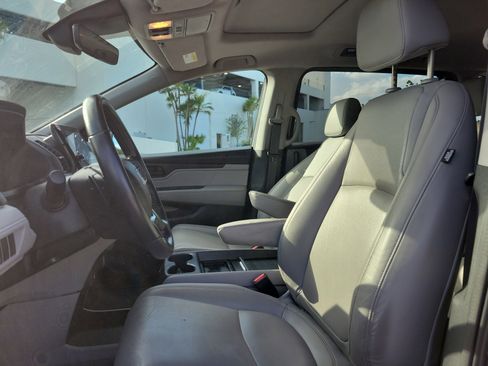 Used 2024 Honda Odyssey EX-L image 26