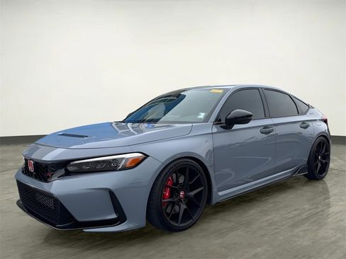 Used 2025 Honda Civic Type R image 1