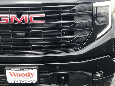 New 2026 GMC Sierra 1500 Elevation w/ Elevation Premium Package AWD/4WD image 12