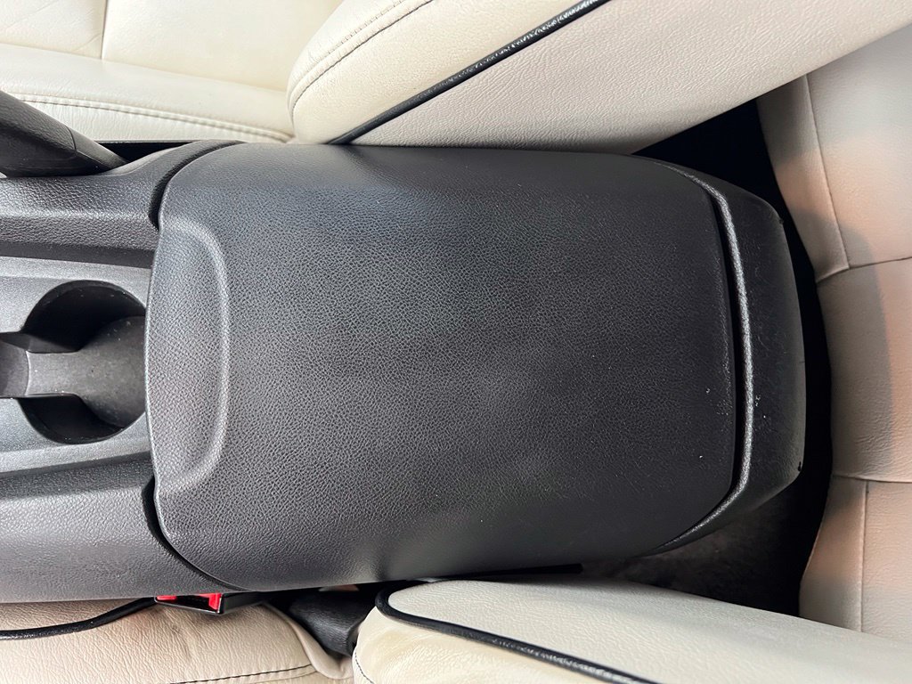 Used 2011 Chevrolet Camaro SS RWD image 24