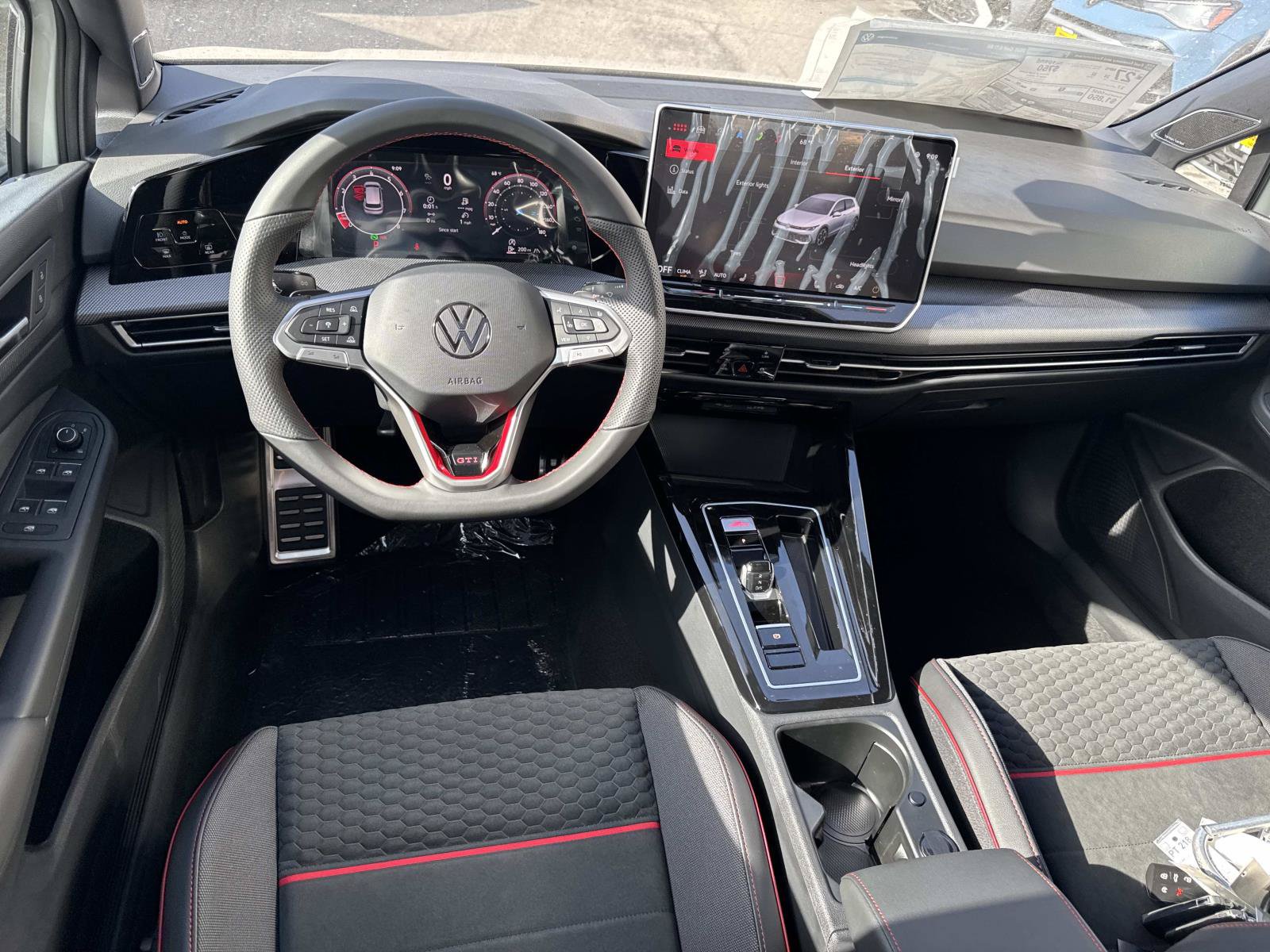 New 2026 Volkswagen GTI SE FWD image 7