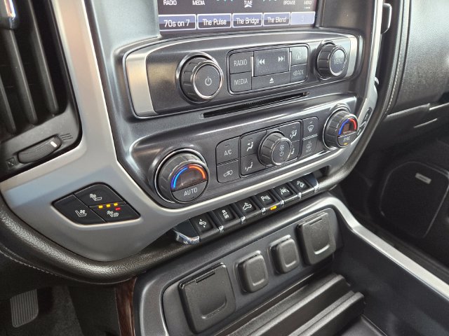 Used 2017 GMC Sierra 1500 SLT AWD/4WD image 22