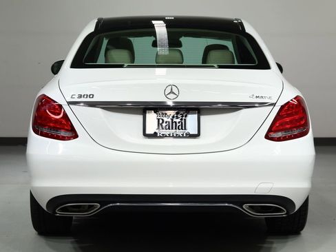 Used 2017 Mercedes-Benz C 300 4MATIC Sedan image 12