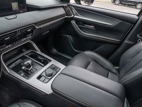 Used 2025 MAZDA CX-70 3.3 Turbo w/ Preferred Package image 16