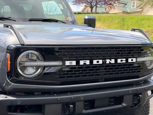 Used 2023 Ford Bronco Wildtrak AWD/4WD image 33