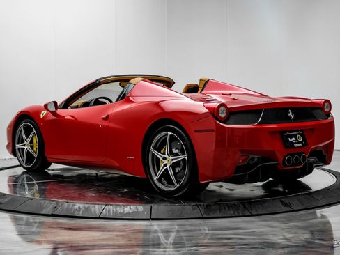 Used 2013 Ferrari 458 Spider 1,600 Original Miles image 13