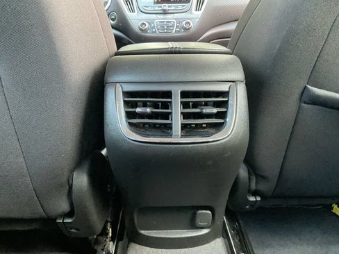 Used 2024 Chevrolet Malibu LT FWD image 23