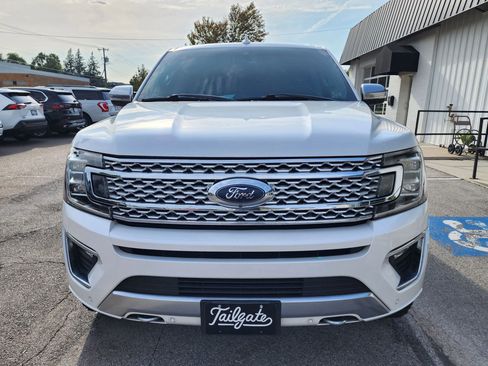 Used 2019 Ford Expedition Platinum image 3