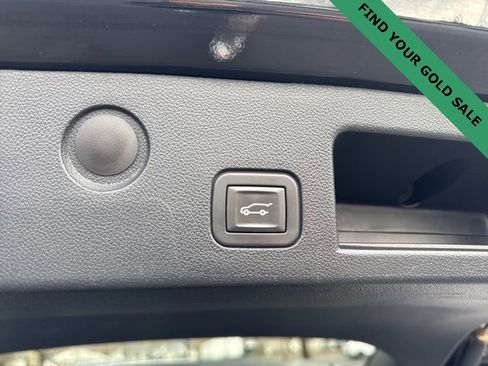 Certified 2025 Chevrolet Equinox LT w/ Convenience Package II image 12