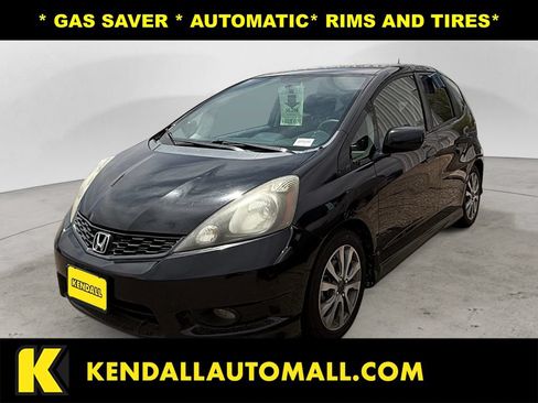 Used 2013 Honda Fit Sport image 1