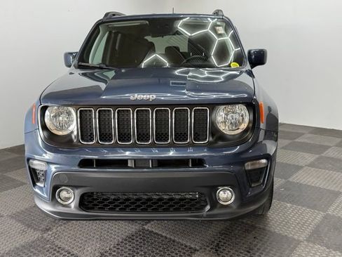 Used 2020 Jeep Renegade Latitude w/ Cold Weather Group AWD/4WD image 5