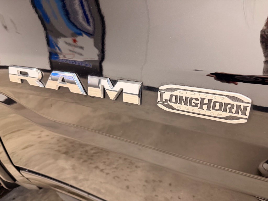 Used 2022 RAM 1500 Limited AWD/4WD image 19