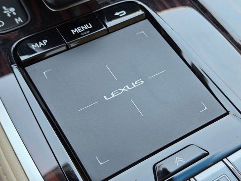 Used 2018 Lexus LS 500 AWD w/ Luxury Package image 22