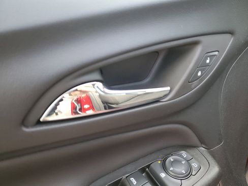 Certified 2023 Chevrolet Equinox LT image 26