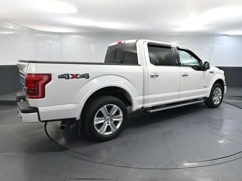 Used 2017 Ford F150 Platinum w/ Equipment Group 701A Luxury AWD/4WD image 4