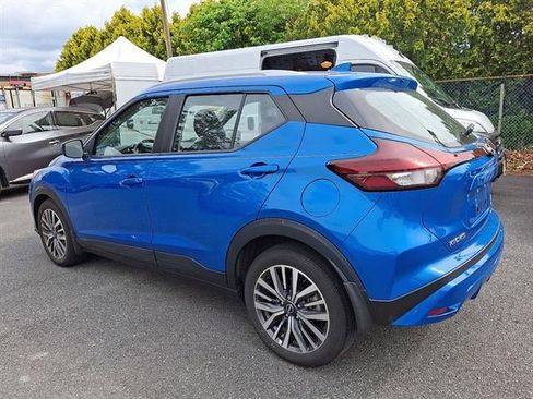 Used 2022 Nissan Kicks SV image 33