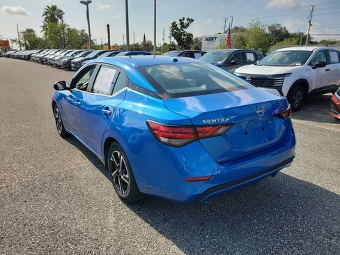 Certified 2025 Nissan Sentra SV FWD image 4