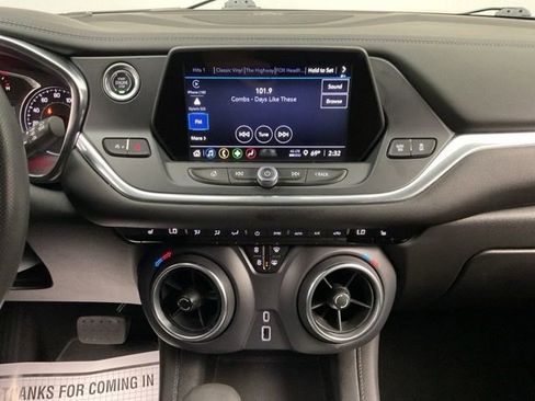 Used 2021 Chevrolet Blazer LT FWD image 15