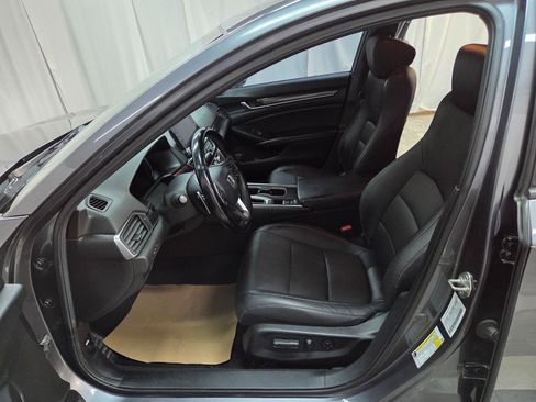 Used 2020 Honda Accord Sport image 16