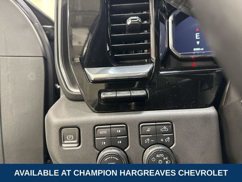 Used 2023 Chevrolet Silverado 1500 High Country w/ Technology Package image 23