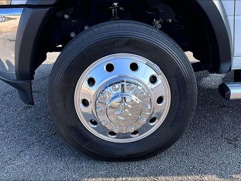 New 2024 RAM 5500 Tradesman w/ Chrome Appearance Group image 11