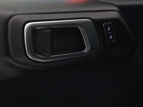 Used 2024 Ford Bronco Raptor image 16