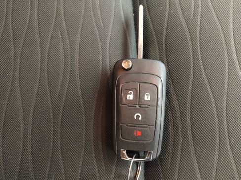 Used 2016 Buick Encore Convenience AWD/4WD image 32
