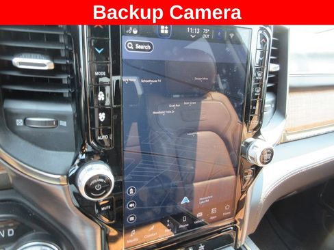 Used 2024 RAM 1500 Limited AWD/4WD image 16
