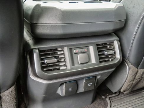 Used 2022 Ford F150 Raptor w/ Equipment Group 801A High AWD/4WD image 32