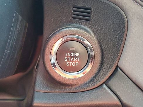 Certified 2025 Subaru Outback Premium w/ Popular Package #1A AWD/4WD image 25