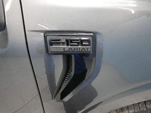 New 2025 Ford F150 Lariat w/ Equipment Group 502A High image 44