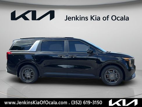 New 2026 Kia Carnival EX FWD image 2