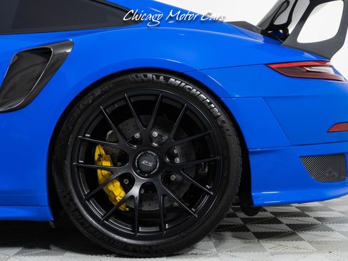 Used 2018 Porsche 911 GT2 RS RWD image 4